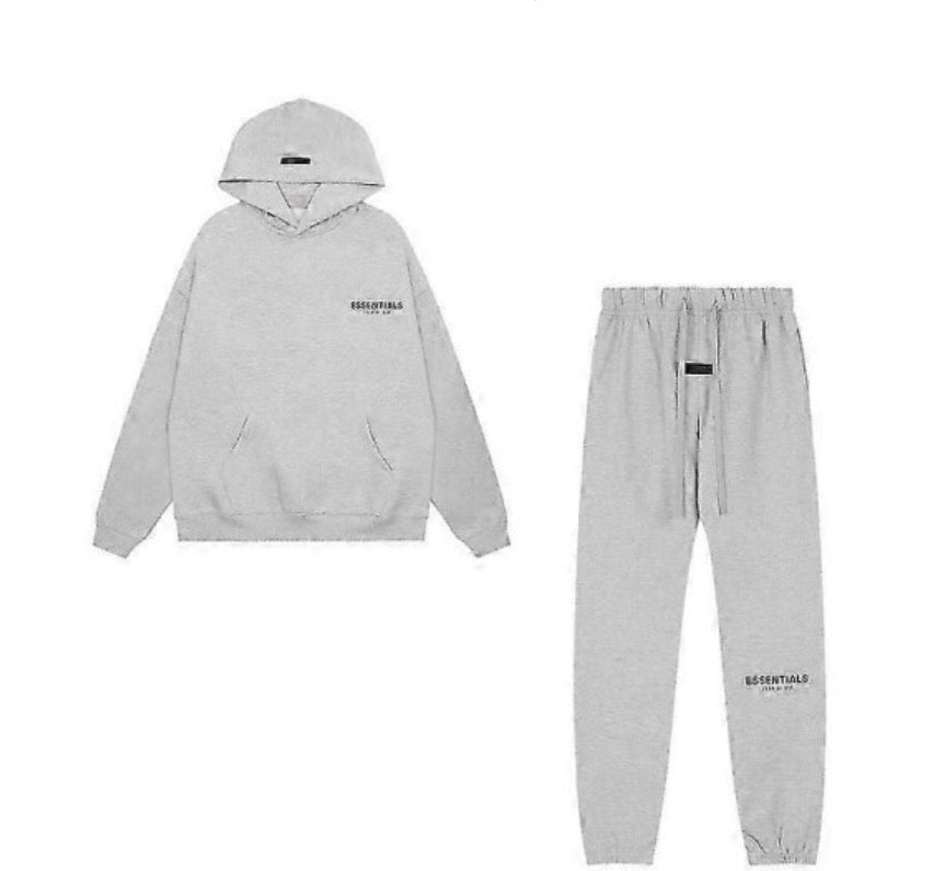 Conjunto Ess•ntials