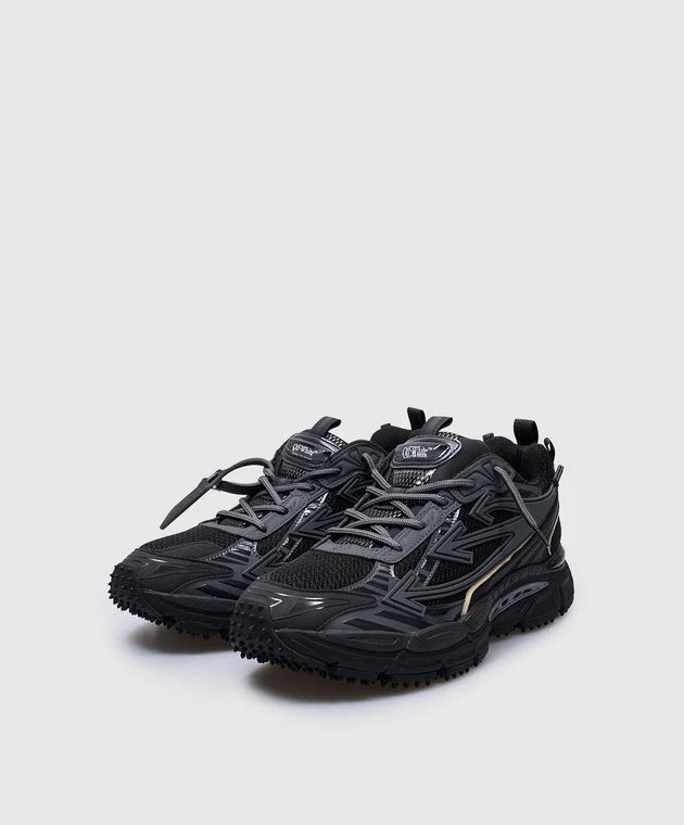 0FF Wh•te runners